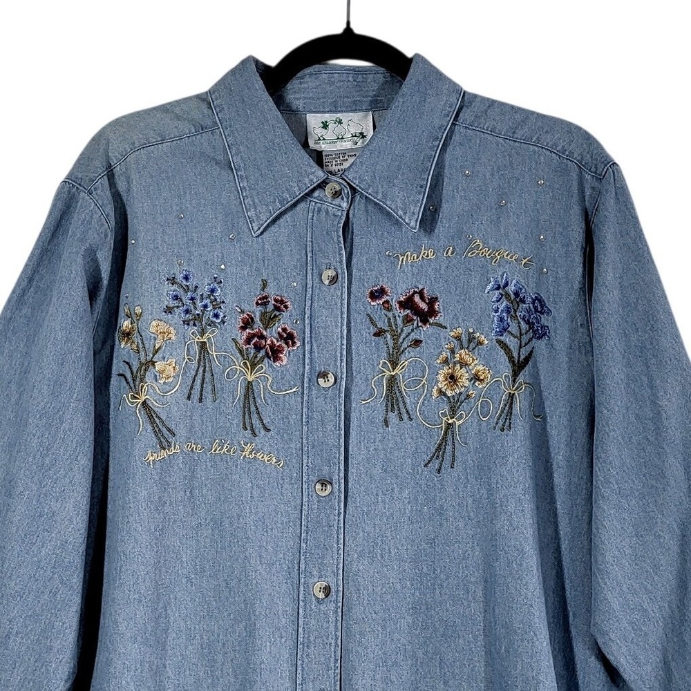 Quacker Factory Chambray Button Front Shirt L 14/16 Blue Floral Embroidery NWT